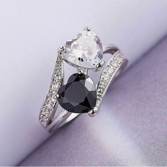 New Double Heart Shaped White & Black Sapphire Silver Ring. - Picture 3 of 7